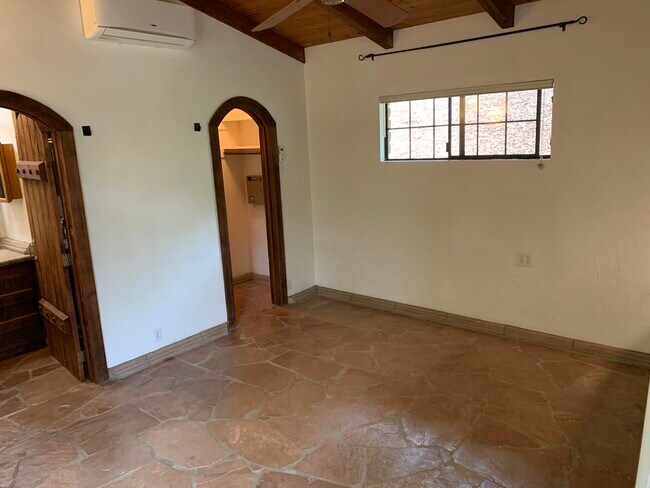 Building Photo - 1881 Rockhoff Rd