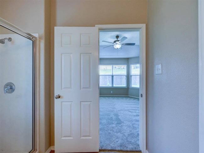 Building Photo - 344 Outfitter Dr