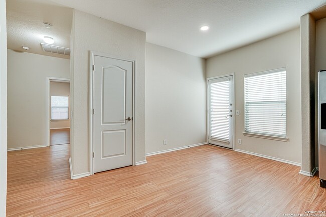 Building Photo - 8519 Pecan Cross