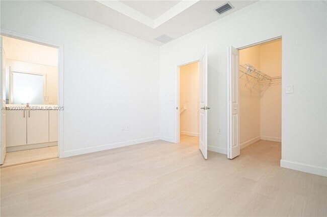 Building Photo - 13237 SW 286th Terrace