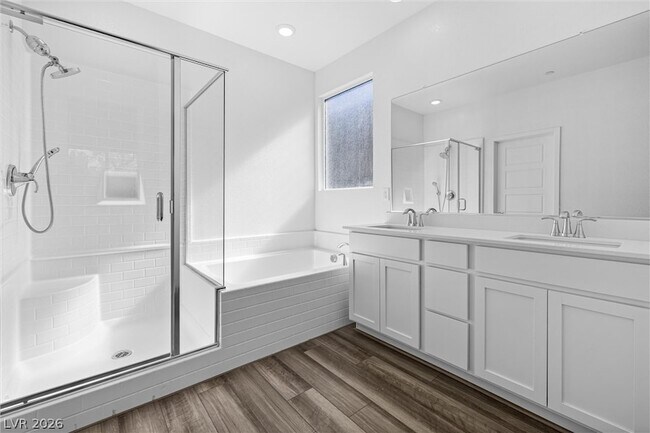 Building Photo - 9446 Sequoia Rdg Ave