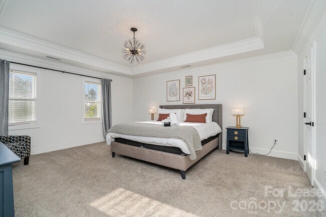 Building Photo - 8823 Dartmoor Pl