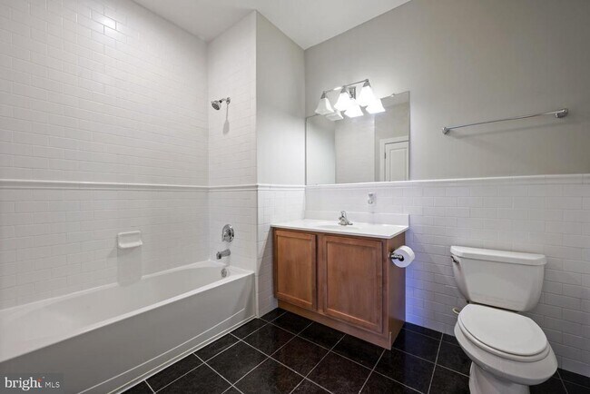 Building Photo - 2350 NJ-33