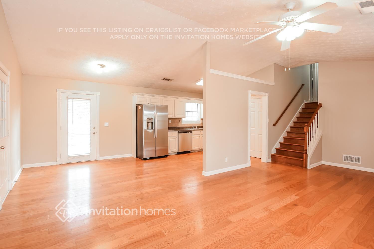 Building Photo - 2204 Post Oak Dr