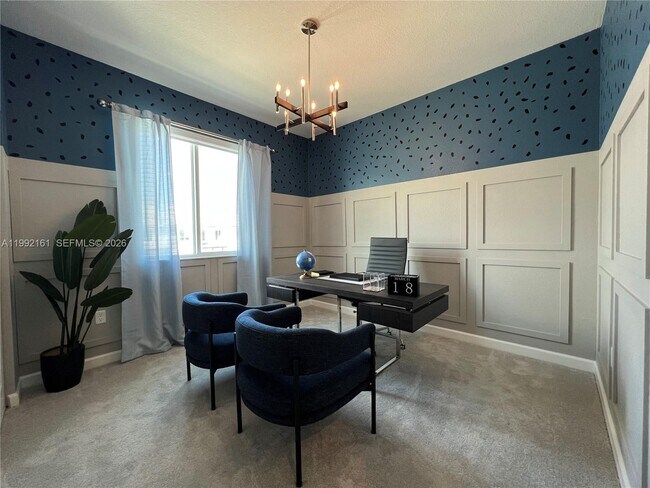 Building Photo - 680 SE 13th Ct