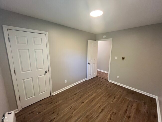 Building Photo - 6214 Eastridge Dr