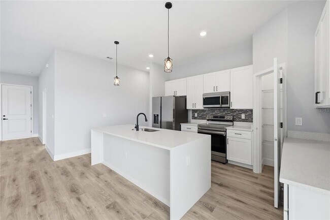 Building Photo - 4444 SW 151st Pl