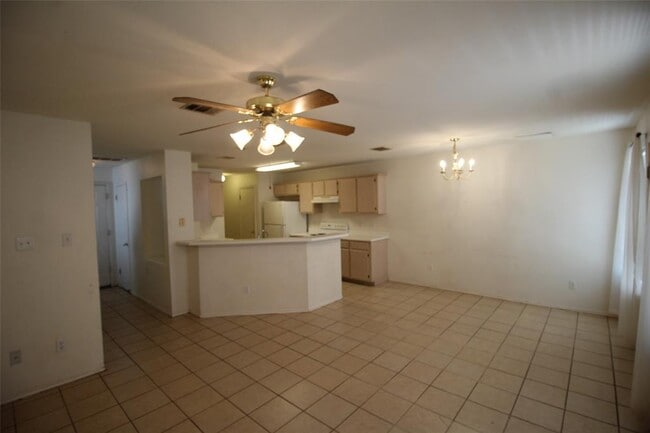 Building Photo - 9702 Nightjar Dr