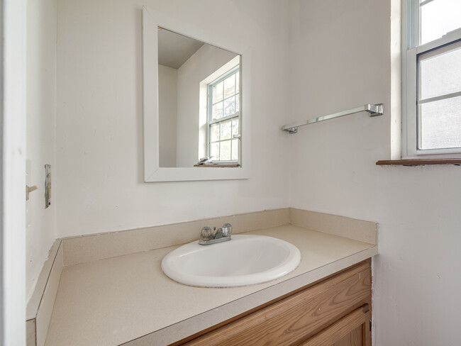 Building Photo - 11308 Meadow Ridge Ln