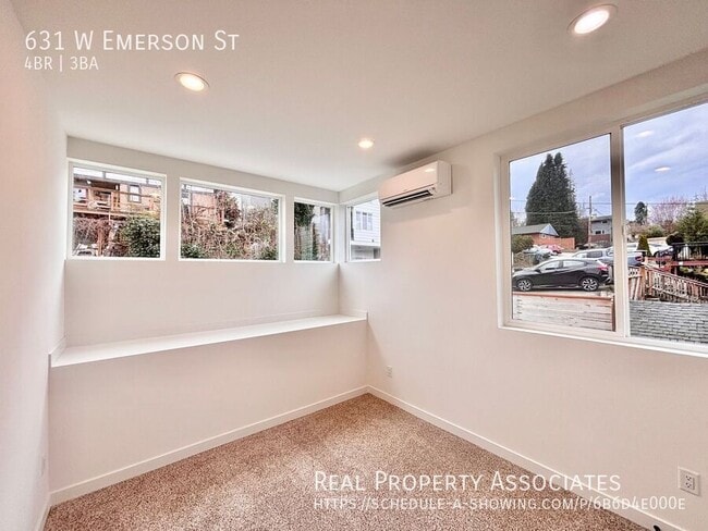 Building Photo - 631 W Emerson St