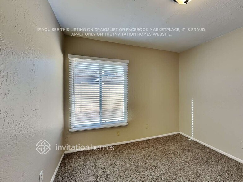 Building Photo - 13826 N 38th Dr
