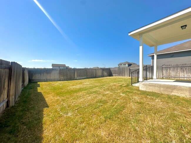 Building Photo - COMING SOON - MID MAY