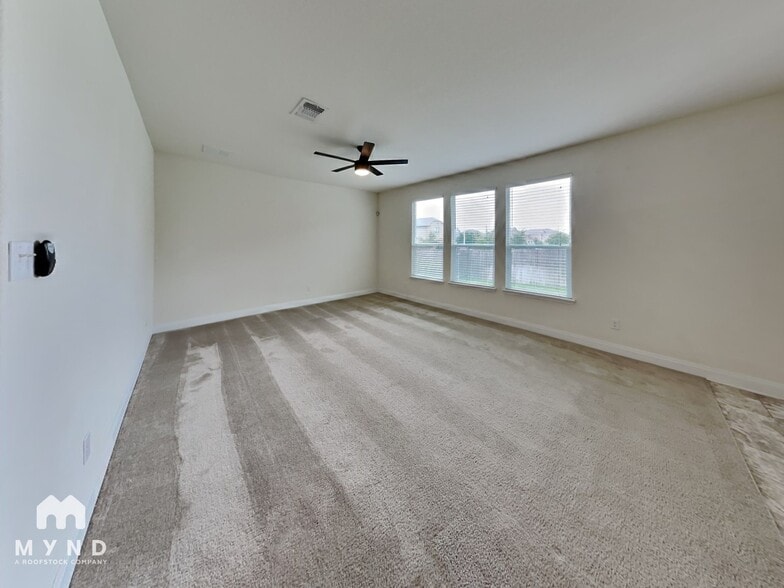 Building Photo - 13725 James Buchanan St