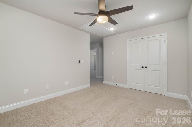Building Photo - 2507 Lynbridge Dr