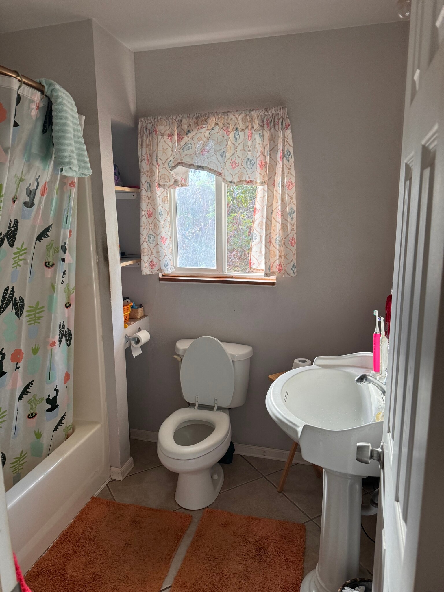 Bathroom - 486 Kea St