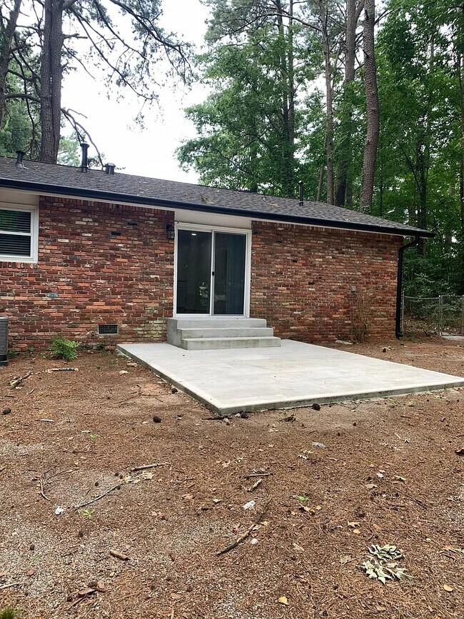Building Photo - 3626 Admiral Dr