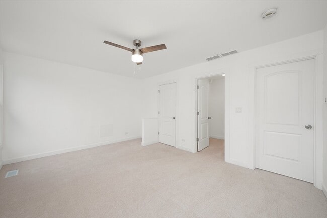 Building Photo - 9771 W 143rd St