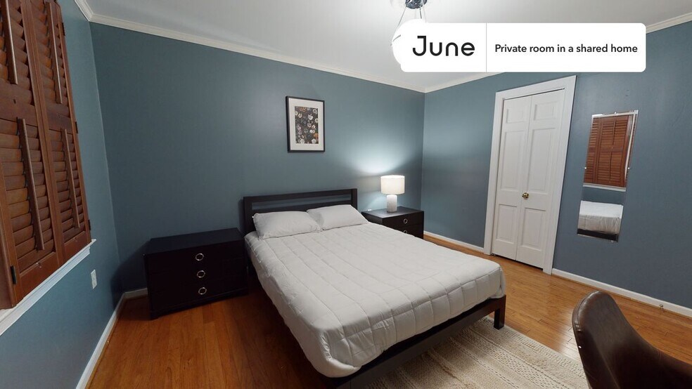 Primary Photo - Room in Shared 7 bed/4 bath home