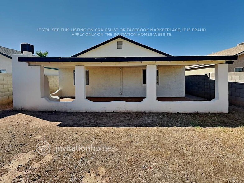 Building Photo - 8910 W Vale Dr