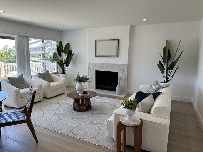 Building Photo - 24643 Santa Clara Ave