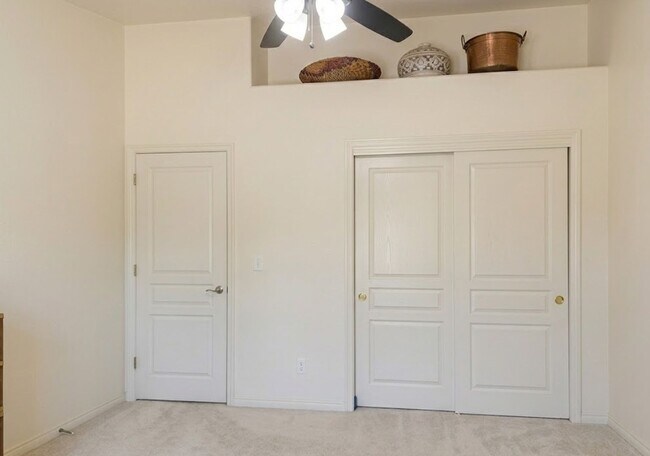 Building Photo - Snow Canyon Single Family