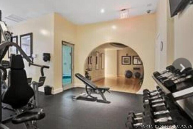 Building Photo - 1830 Radius Dr