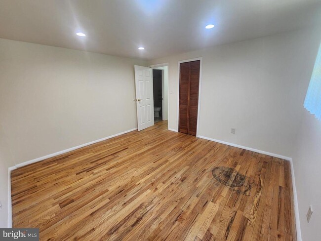 Building Photo - 13416 Tamarack Rd