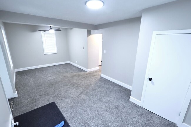 Building Photo - 1453 Woodbirch Ave