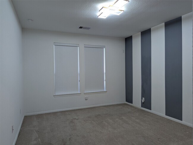 Building Photo - 10503 Dolce Ln