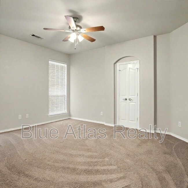 Building Photo - 6120 Amberjack Trail