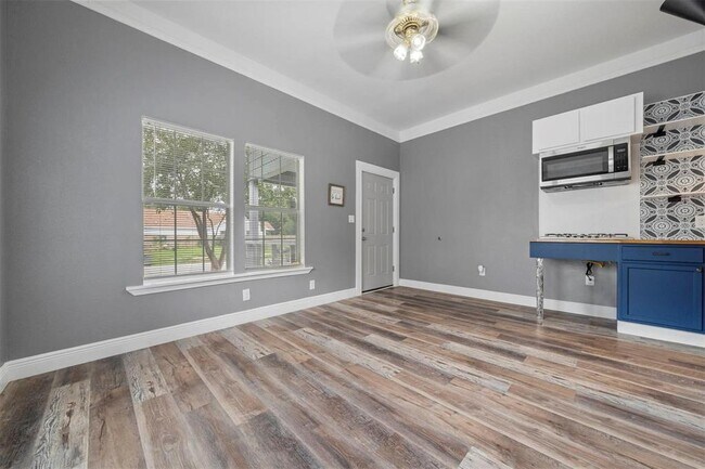 Building Photo - 3605 Runnels St