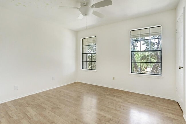 Building Photo - 12022 Cherie Dr