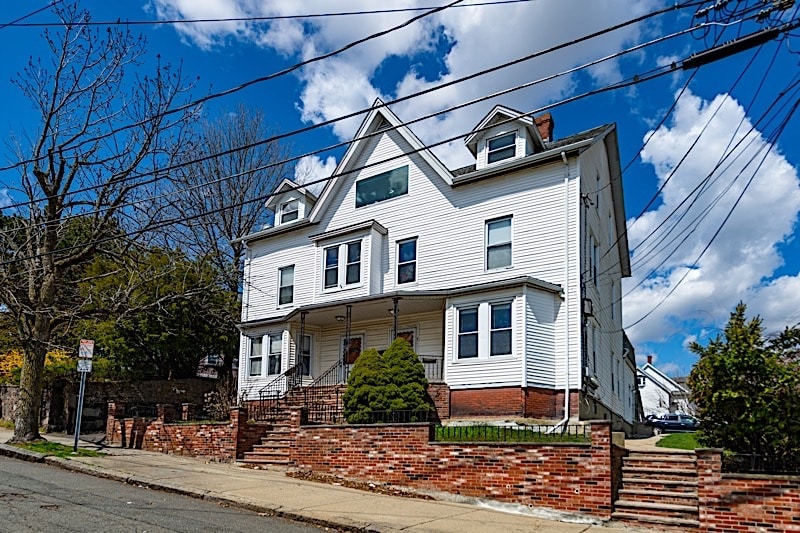 Building Photo - 5 Munroe St