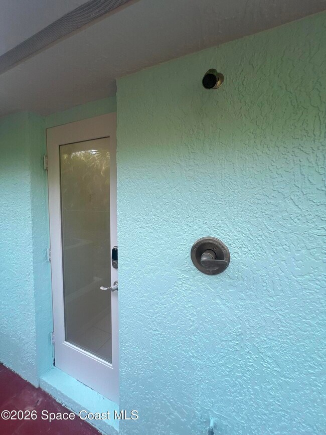 Building Photo - 160 Sandy Shoes Dr