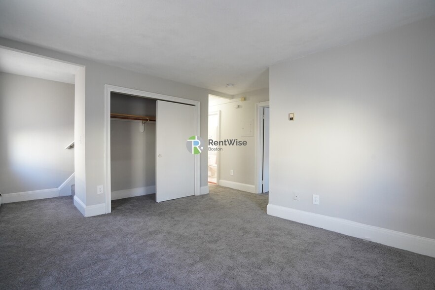 Building Photo - 1 Winship Pl