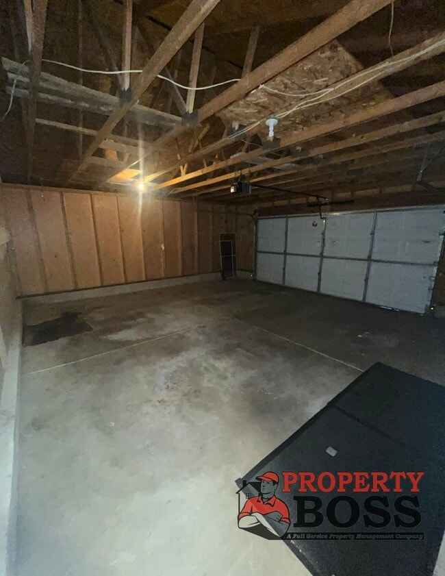 Building Photo - 3023 W 63rd Ln