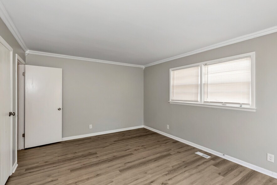 Building Photo - 4318 Balwin Dr SW