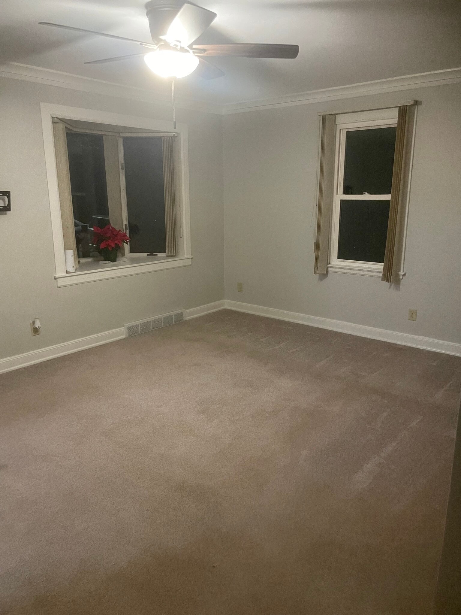 Living room - 1824 N 21st St