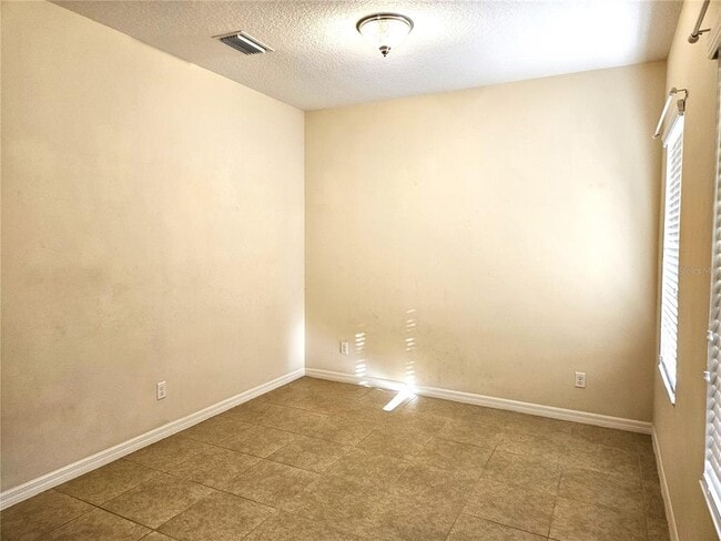 Building Photo - 11630 Piedmont Park Crossing