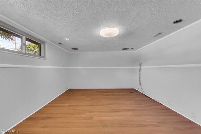 Building Photo - 13575 Starlite Dr