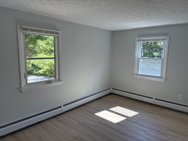 Building Photo - Briarwood 6