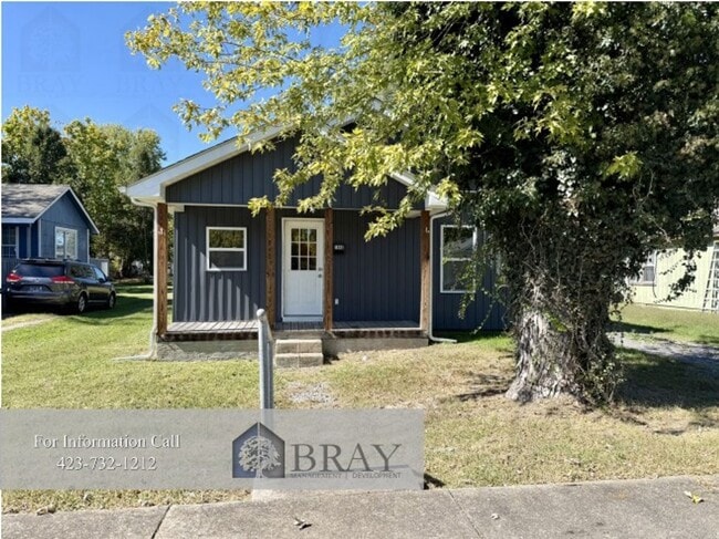 Building Photo - Fully Renovated 2BR Home in Kingsport – St...
