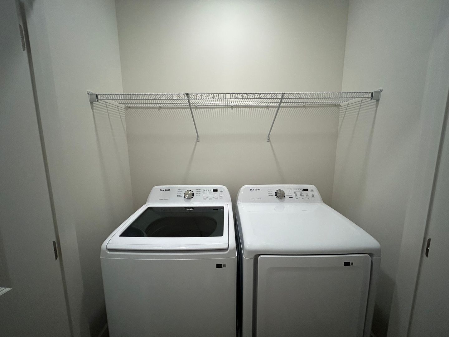 Building Photo - Brand New Townhome off Wire Rd, Close to Vet School and City Soccer Complex