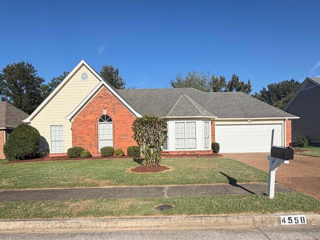 Building Photo - 4558 Kings Grant Dr
