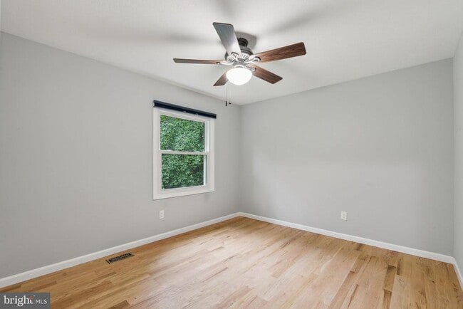 Building Photo - 12150 Breckinridge Ln