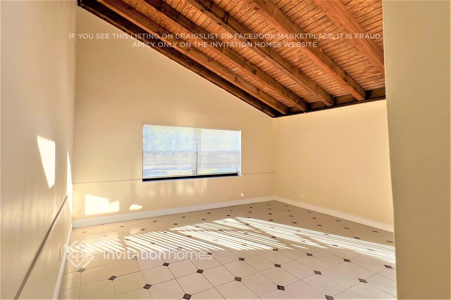 Building Photo - 9841 NW 31st Pl