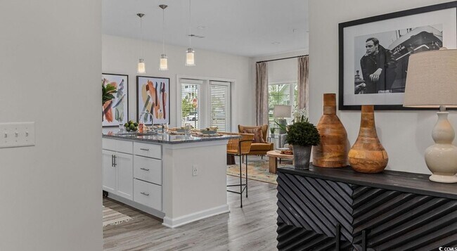 Building Photo - 5895 Arbor Isle Wy