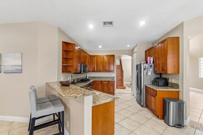 Building Photo - 8097 Via Bolzano