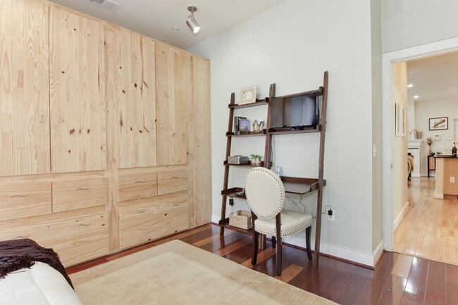 Building Photo - 1220 13th St NW