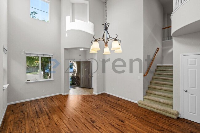 Building Photo - 1137 St Croix Way